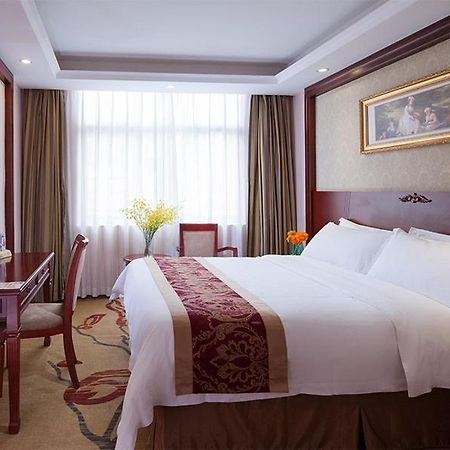 Vienna Hotel Shenzhen Guanlan Tangren Street Exterior foto